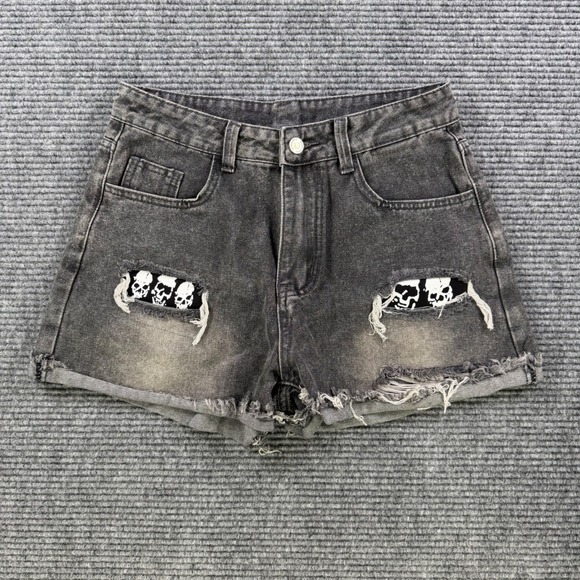 ROMWE Pants - NEW Romwe Black Distressed Denim Shorts Skull Patch Ripped Fray Hem Women Medium